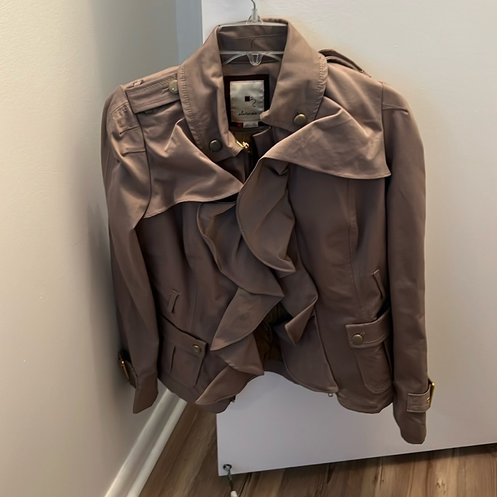 Beautiful tan jacket